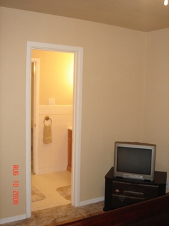 R3 Bathroom 1